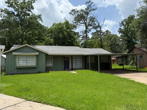 9325 Bamboo Ln, Beaumont, TX, 77708-1403 | Card Image