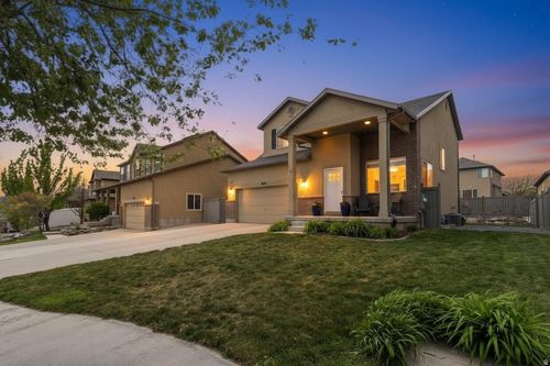 8757 Jefferson Dr, Eagle Mountain, UT, 84005-5065 | Card Image