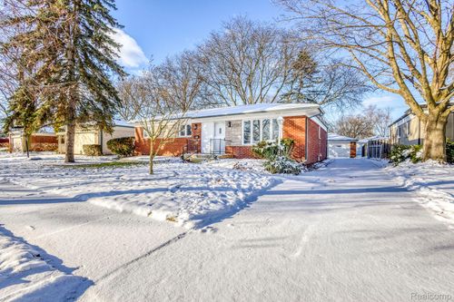 2703 Downey Dr, Troy, MI, 48083-2433 | Card Image