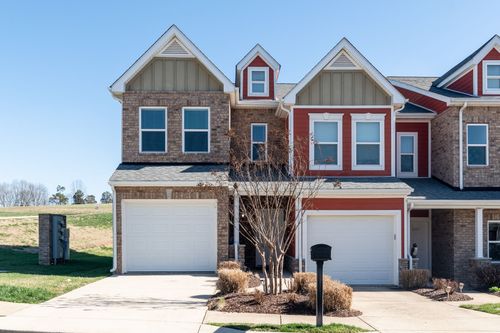 2201 Drone Way, Columbia, TN, 38401-2959 | Card Image
