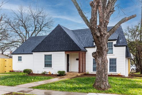 4535 Calmont Ave, Fort Worth, TX, 76107-4285 | Card Image