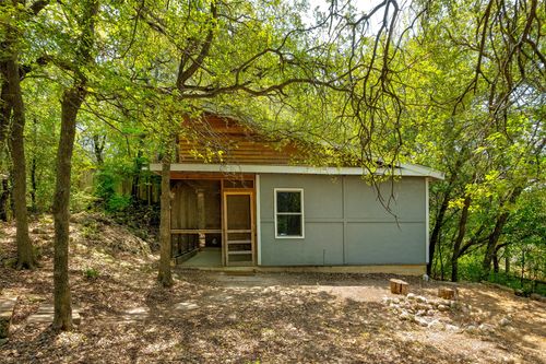 8200 Wavertree Ct, Austin, TX, 78745-7434 | Card Image