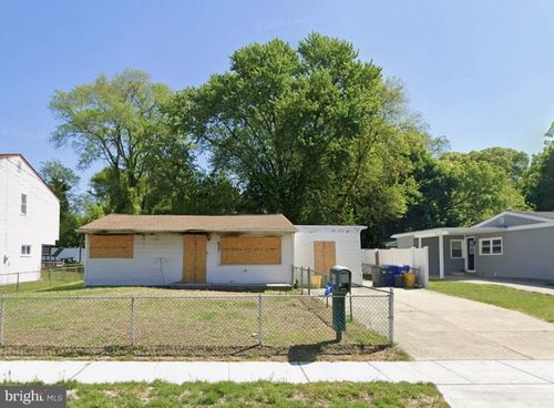 657 N Coles Ave, MAPLE SHADE, NJ, 08052-2206 | Card Image
