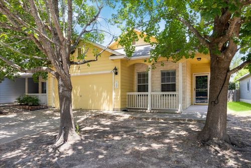 7440 Montezuma St, Austin, TX, 78744-1775 | Card Image