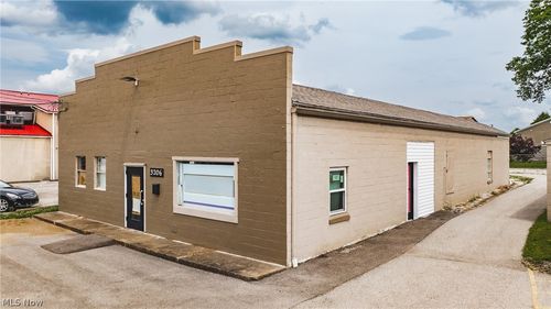 3206 Dudley Ave, Parkersburg, WV, 26104-1814 | Card Image