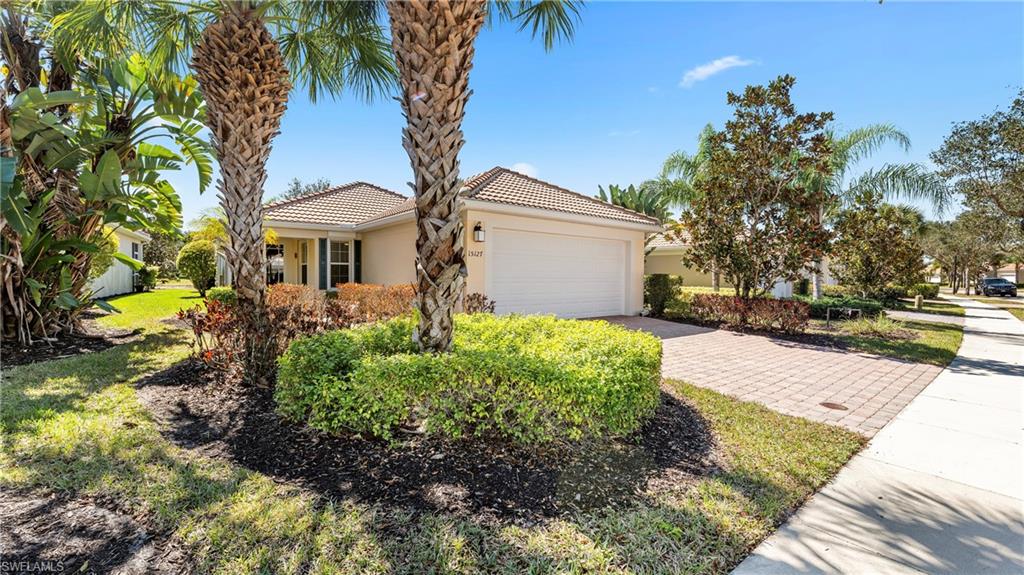 Residential in BONITA SPRINGS