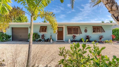 154 Crescent Ave, ANNA MARIA, FL, 34216 | Card Image