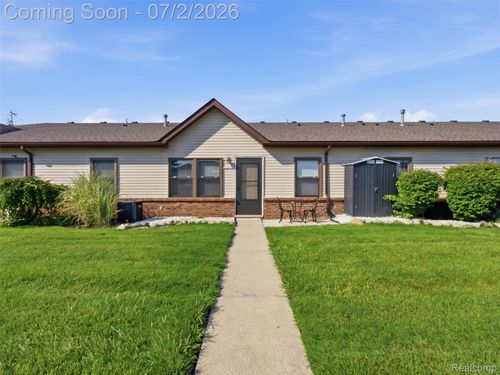 23648 Cottrell St, Clinton Township, MI, 48035-5433 | Card Image