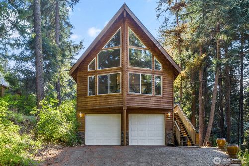 1391 Oakmont Dr, Cle Elum, WA, 98922-9311 | Card Image