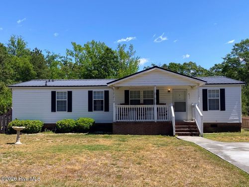 821 Lewis Dr, Grifton, NC, 28530-7085 | Card Image