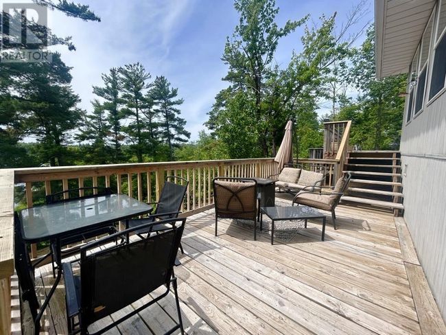 221 Nickel Lake Shores Rd, Home with 3 bedrooms, 2 bathrooms and null parking in Fort Frances ON | Image 8
