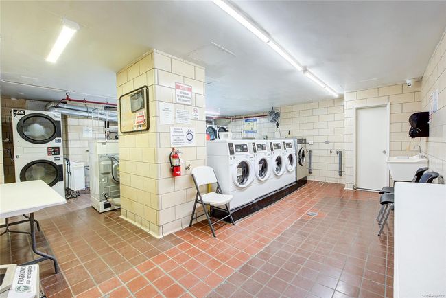 APT-18A - 102-10 66 Th Rd, Home with 1 bedrooms, 1 bathrooms and null parking in Forest Hills NY | Image 11