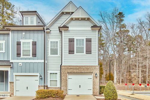189 Manordale Dr, Chapel Hill, NC, 27517-9622 | Card Image
