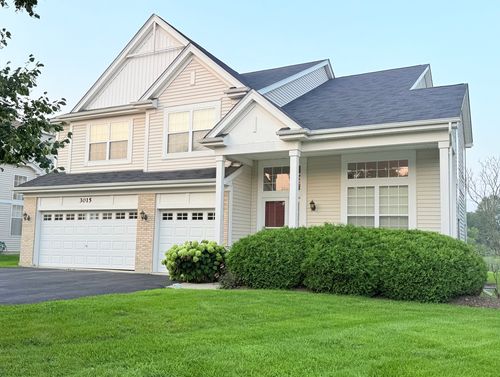 3015 Monterey Ln, Wadsworth, IL, 60083-8924 | Card Image