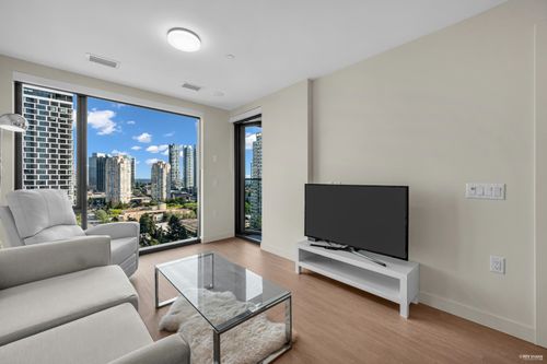 1601-5987 Wilson Ave, Burnaby, BC, V5H0L7 | Card Image