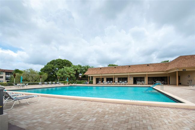 APT-408 - 4940 E Sabal Palm Blvd, Condo with 2 bedrooms, 2 bathrooms and null parking in Tamarac FL | Image 15