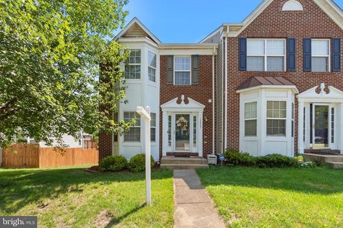 12457 Everest Peak Ln, WOODBRIDGE, VA, 22192-6736 | Card Image