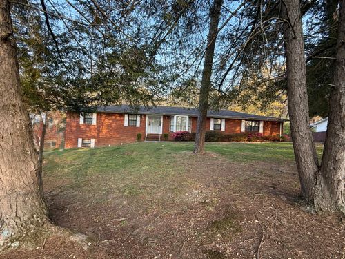 528 S Seminole Dr, Chattanooga, TN, 37412-1345 | Card Image