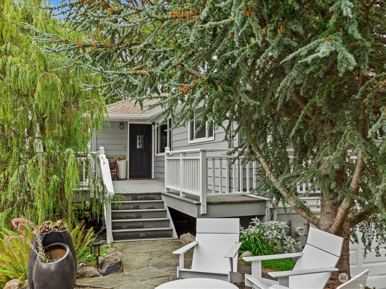 Beveridge Pl, Seattle, WA 98136