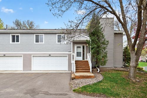 5546 Pompano Drive, Hopkins, MN, 55343 | Card Image
