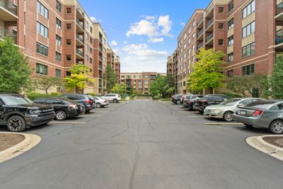 3-308 - 20 S Main Street, Condo with 2 bedrooms, 2 bathrooms and 1 parking in Mount Prospect IL | Image 2