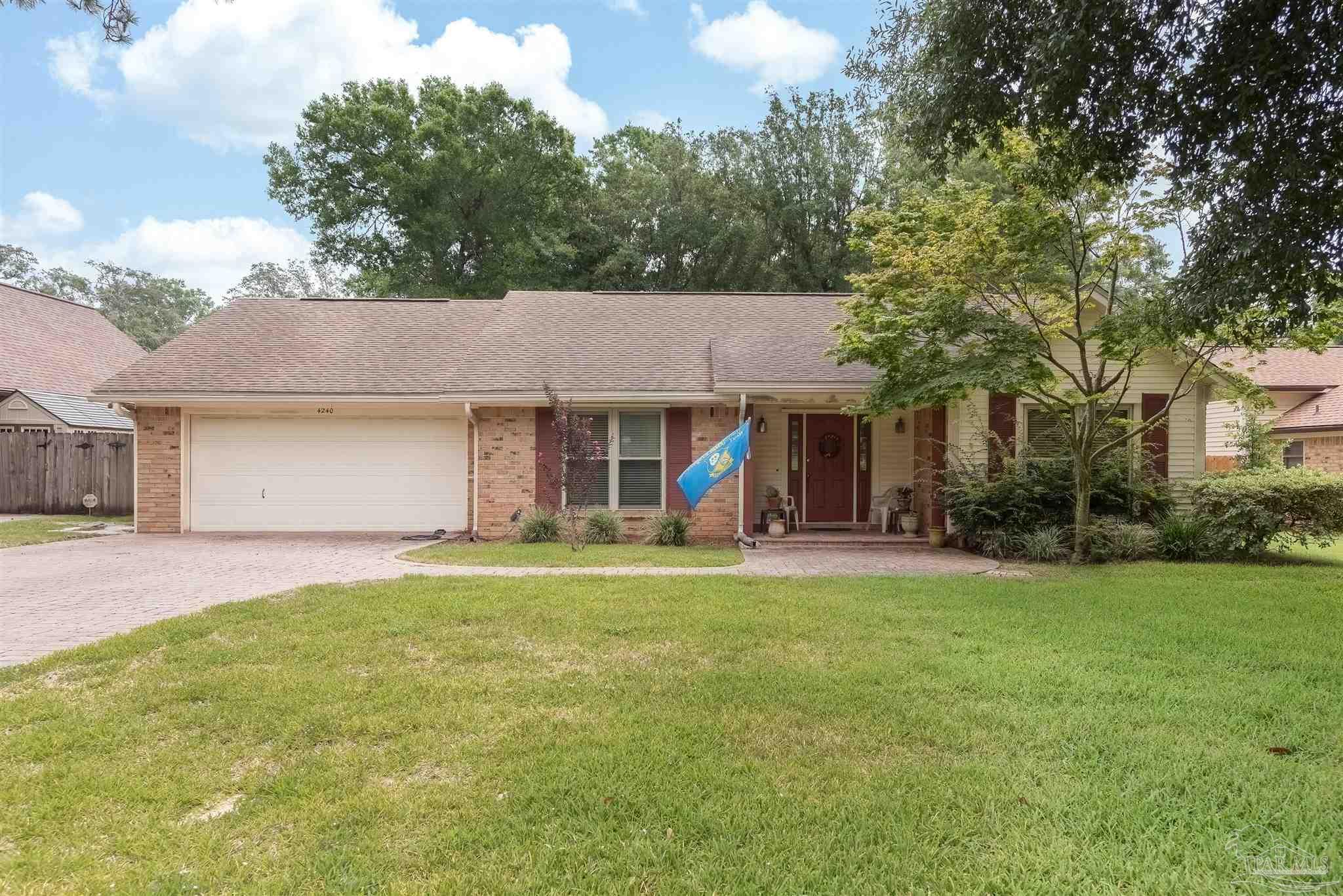 Rommitch Ln, Pensacola, FL 32504
