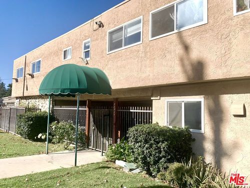 1-22725 14th St, Newhall, CA, 91321-1542 | Card Image