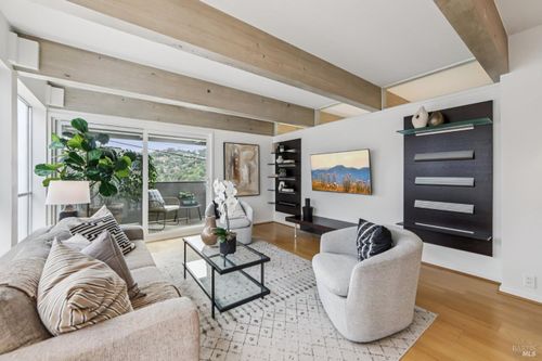 apt-206-290 Via Casitas, Greenbrae, CA, 94904-2303 | Card Image