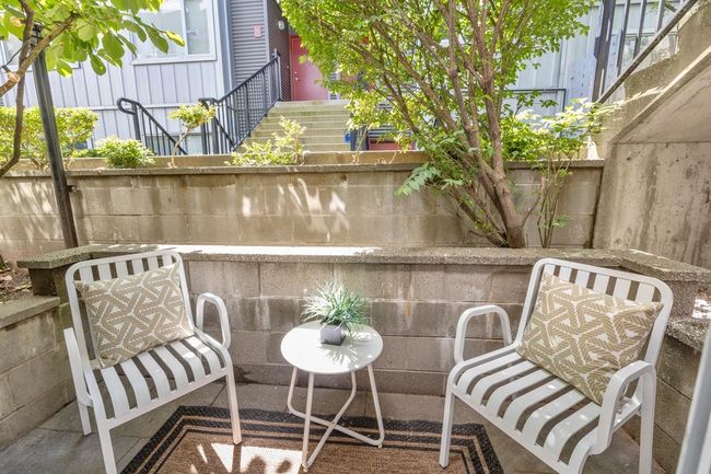 684 W 6 Th Avenue, Townhouse with 2 bedrooms, 2 bathrooms and 2 parking in Vancouver BC | Image 17