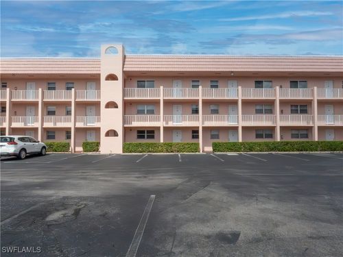 apt-209-180 Turtle Lake Ct, NAPLES, FL, 34105-2377 | Card Image