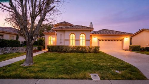 175 175 Oakridge Way, Rio Vista, CA, 94571 | Card Image