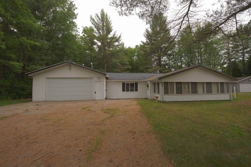 7798 Oak Rd, Saint Helen, MI, 48656-8224 | Card Image