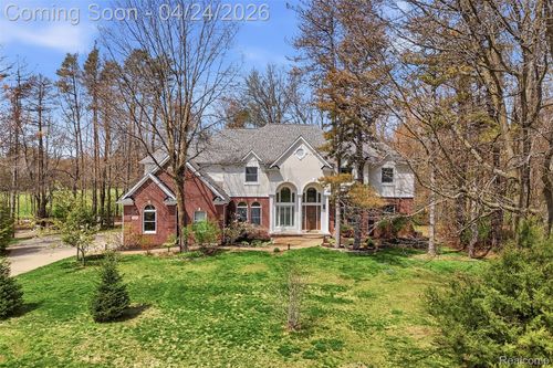 4148 Queensland Way, Pinckney, MI, 48169-9619 | Card Image