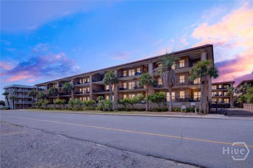 304-3 15th St, Tybee Island, GA, 31328-8954 | Card Image