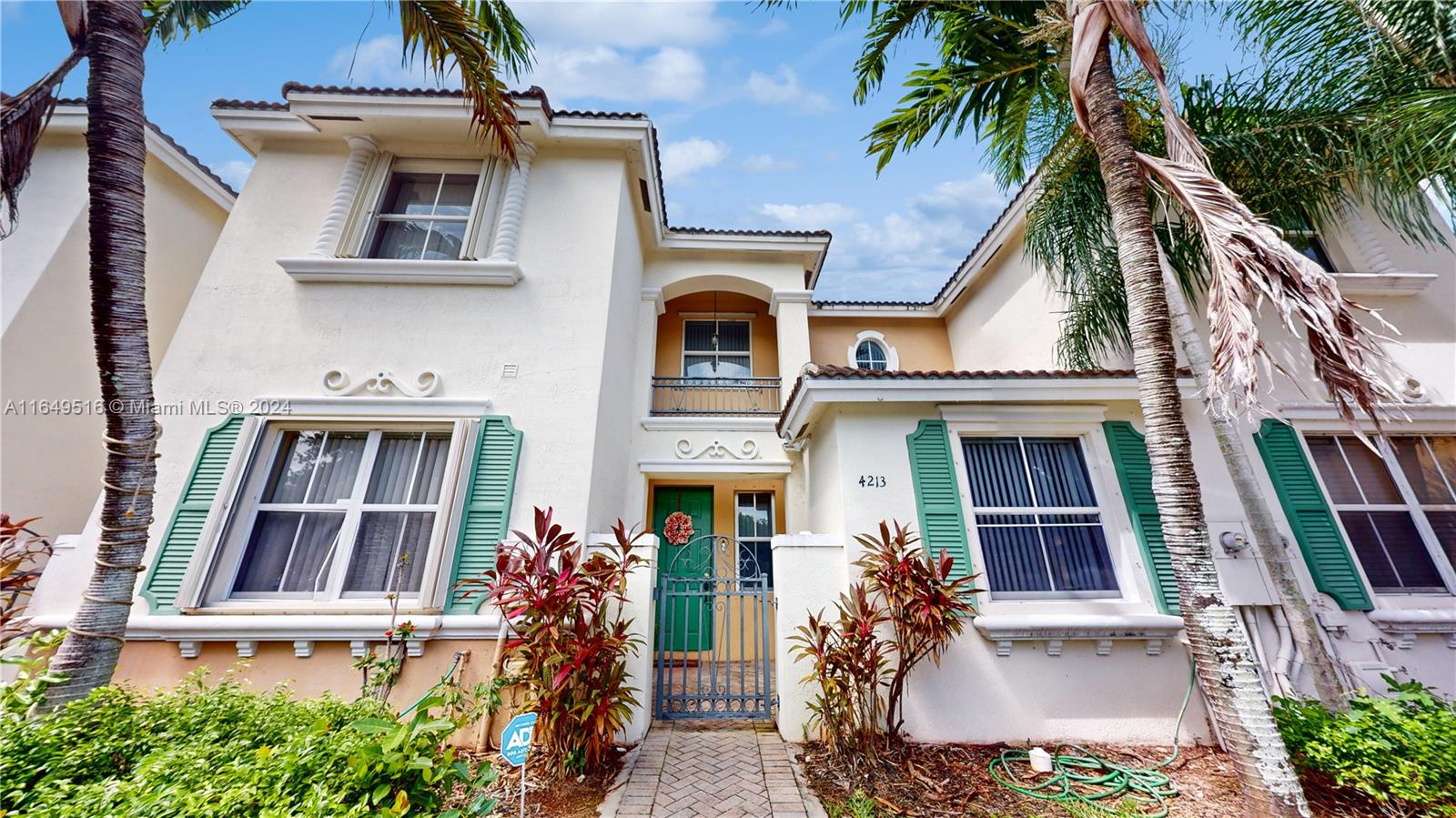 9th St, Homestead, FL 33033