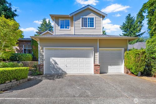 15336 Ne 66th Ct, Redmond, WA, 98052-4711 | Card Image