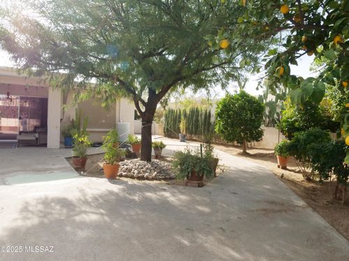 7921 N Casas Carmen, Tucson, AZ, 85742-9774 | Card Image