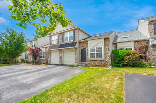 1040 Timberidge Ln, Allentown, PA, 18106-9174 | Card Image
