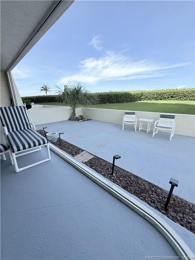 7 - 10600 S Ocean Dr, Condo with 2 bedrooms, 2 bathrooms and null parking in Jensen Beach FL | Image 19