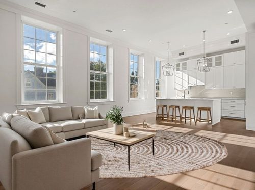 unit-3-20 Mechanic Sq, Marblehead, MA, 01945-3694 | Card Image