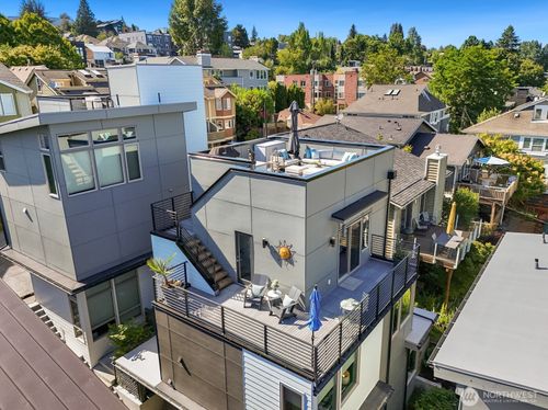 b-1823 26th Ave, Seattle, WA, 98122-3109 | Card Image