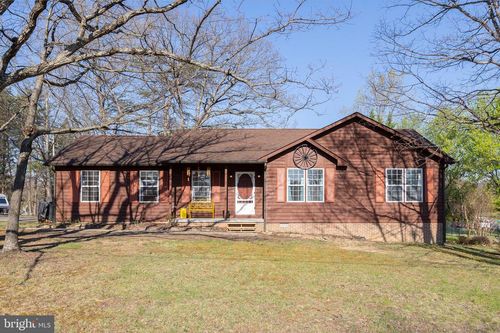 106 Greenwood Ct, CROSS JUNCTION, VA, 22625-2406 | Card Image