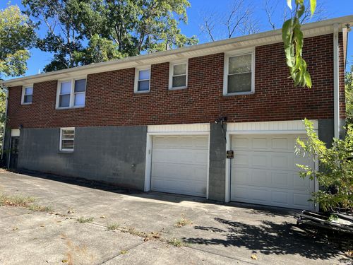 215 Cindy Pl, Goodlettsville, TN, 37072-2701 | Card Image