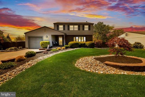 24 Castor Ct, TURNERSVILLE, NJ, 08012-2445 | Card Image