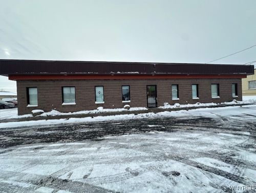 2728 Niagara Falls Blvd, Niagara Falls, NY, 14304-4587 | Card Image