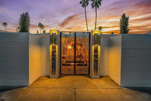 2027 S Toledo Ave, Palm Springs, CA, 92264 | Card Image