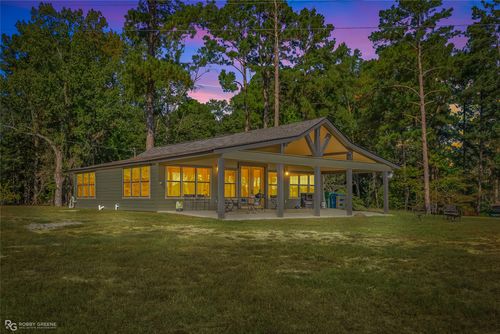 857 Airport Loop, Homer, LA, 71040-8615 | Card Image