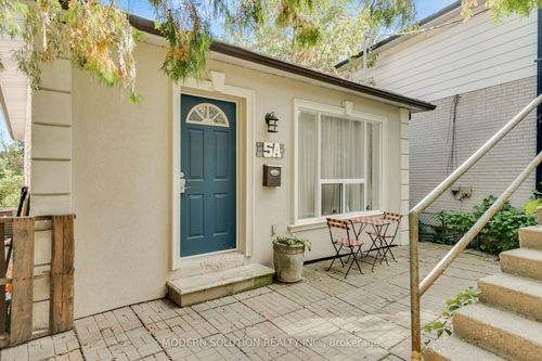 5A Dynevor Rd, York, ON, M6E3W7 | Card Image