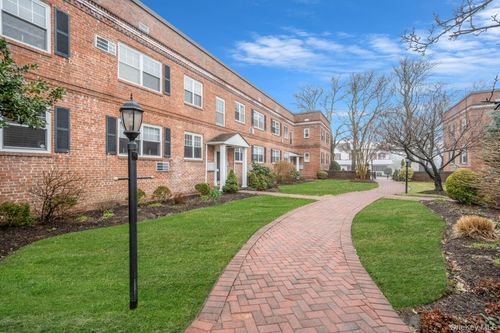 d22-51 Lincoln Avenue, Hempstead, NY, 11570 | Card Image