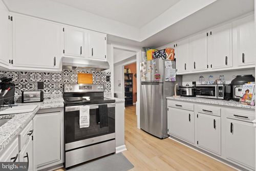 5817 Up A Way Dr, FREDERICKSBURG, VA, 22407-6750 | Card Image